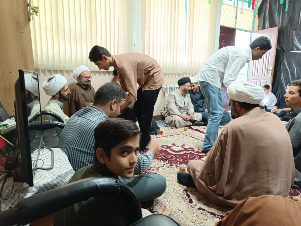 بازدید مدیر حوزه علمیه سیستان و بلوچستان از مدرسه انصار المهدی زاهدان