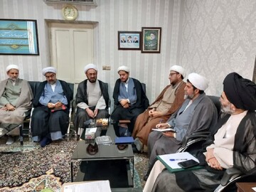 تصاویر/ نشست هم‌اندیشی تسهیل ازدواج حوزویان منطقه کاشان