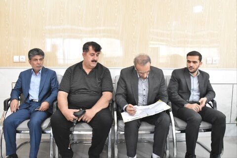 تصاویر دیدار مدیرکل بنیاد شهید لرستان با برخی خانواده شهیدان الیگودرز