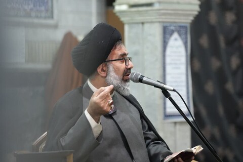 جلسه هفتگی تفسیر قرآن کریم در مسجد المهدی فردیس