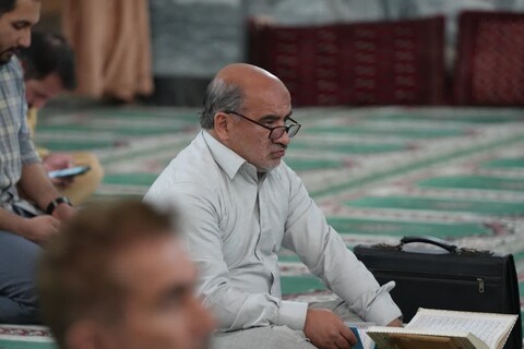 جلسه هفتگی تفسیر قرآن کریم در مسجد المهدی فردیس