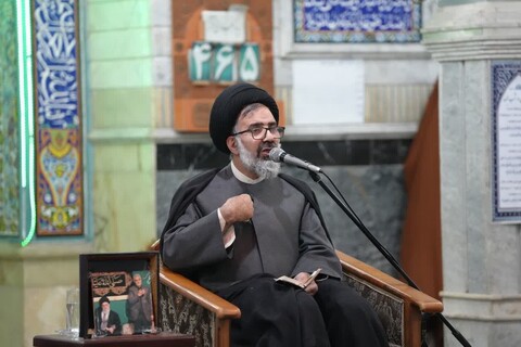 جلسه هفتگی تفسیر قرآن کریم در مسجد المهدی فردیس