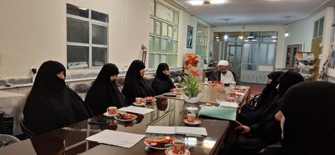 تصاویر/بازدید مدیر حوزه علمیه خواهران استان مرکزی از مدرسه علمیه الزهرا (س) اراک