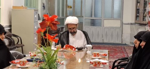 تصاویر/بازدید مدیر حوزه علمیه خواهران استان مرکزی از مدرسه علمیه الزهرا (س) اراک