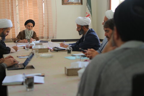 جلسه معاونین حوزه علمیه آیت الله آخوند(ره)