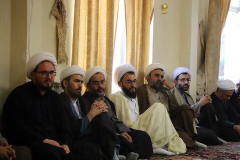 تصاویر/ درس اخلاق نماینده ولی فقیه در مدرسه علمیه ولیعصر(عج)تبریز