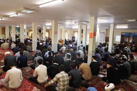 تصاویر/ درس اخلاق نماینده ولی فقیه در مدرسه علمیه ولیعصر(عج)تبریز