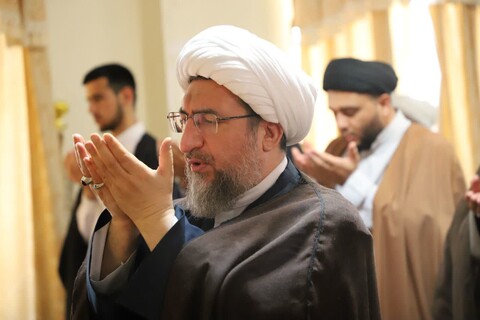 تصاویر/ درس اخلاق نماینده ولی فقیه در مدرسه علمیه ولیعصر(عج)تبریز