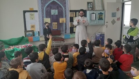 تصاویر/ درس اخلاق نماینده ولی فقیه در مدرسه علمیه ولیعصر(عج)تبریز