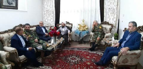 تصاویر/ دیدار امام جمعه شهرستان خوی با جانباز و آزاده