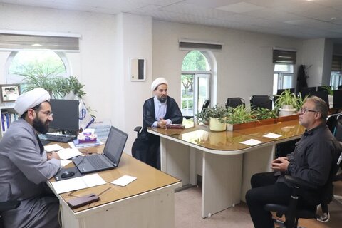 تصاویر/ «همایش خانواده مهدوی» در مدرسه علمیه امام خامنه‌ای ارومیه