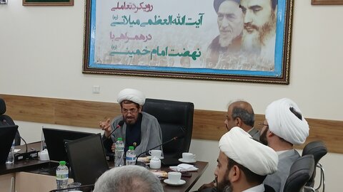 نهضت امام خمینی(ره)، ثمره اعتماد تاریخی به مرجعیت شیعه است