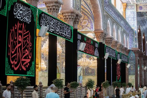 العتبة الحسينية المقدسة تتشح بالسواد في ذكرى استشهاد الإمام محمد الباقر (عليه السلام)