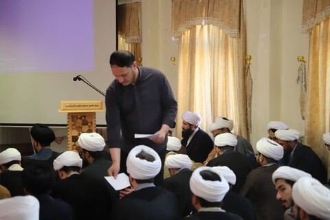 تصاویر/ جلسه ویژه روحانیون در قالب برنامه نور اربعین در مدرسه علمیه ولی عصر (عج) تبریز