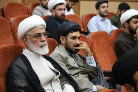 تصاویر/ نشست تخصصی غدیر ویژه مبلغین و مبلغات شهرستان کامیاران و سنندج