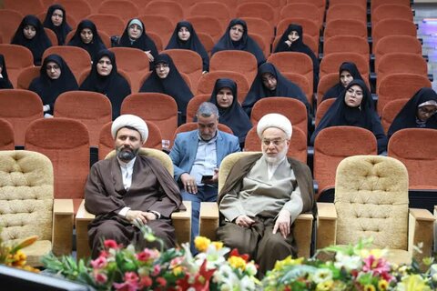 تصاویر/ نشست تخصصی غدیر ویژه مبلغین و مبلغات شهرستان کامیاران و سنندج