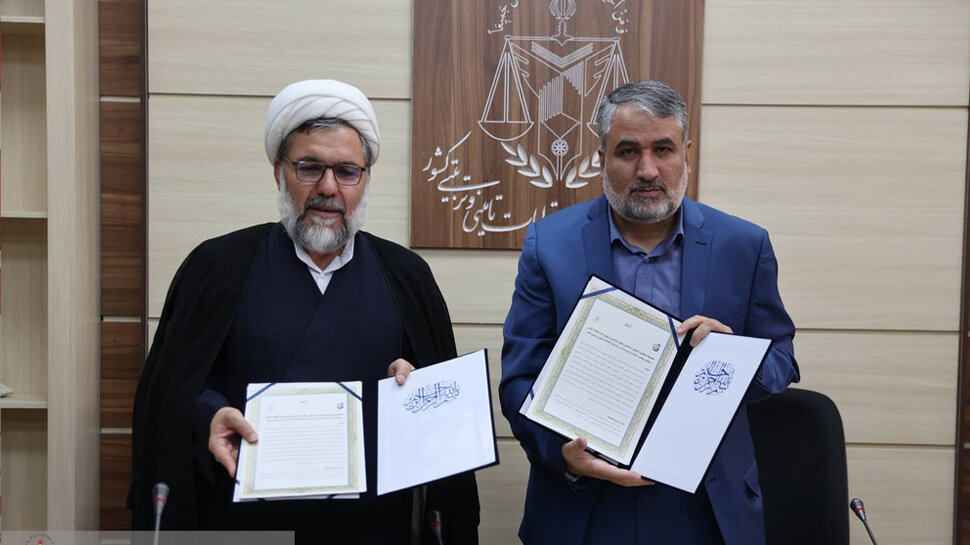 امضای تفاهم‌نامه همکاری معاونت فرهنگی و تبلیغی دفتر تبلیغات اسلامی با سازمان زندان‌ها