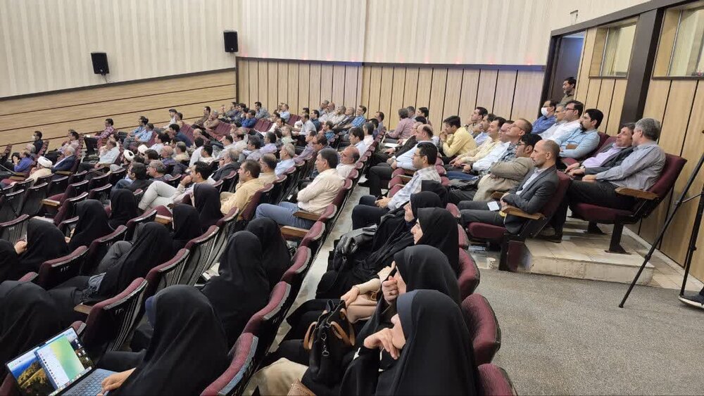 آغاز ضیافت اندیشه با حضور ۱۷۵ استاد دانشگاه کاشان