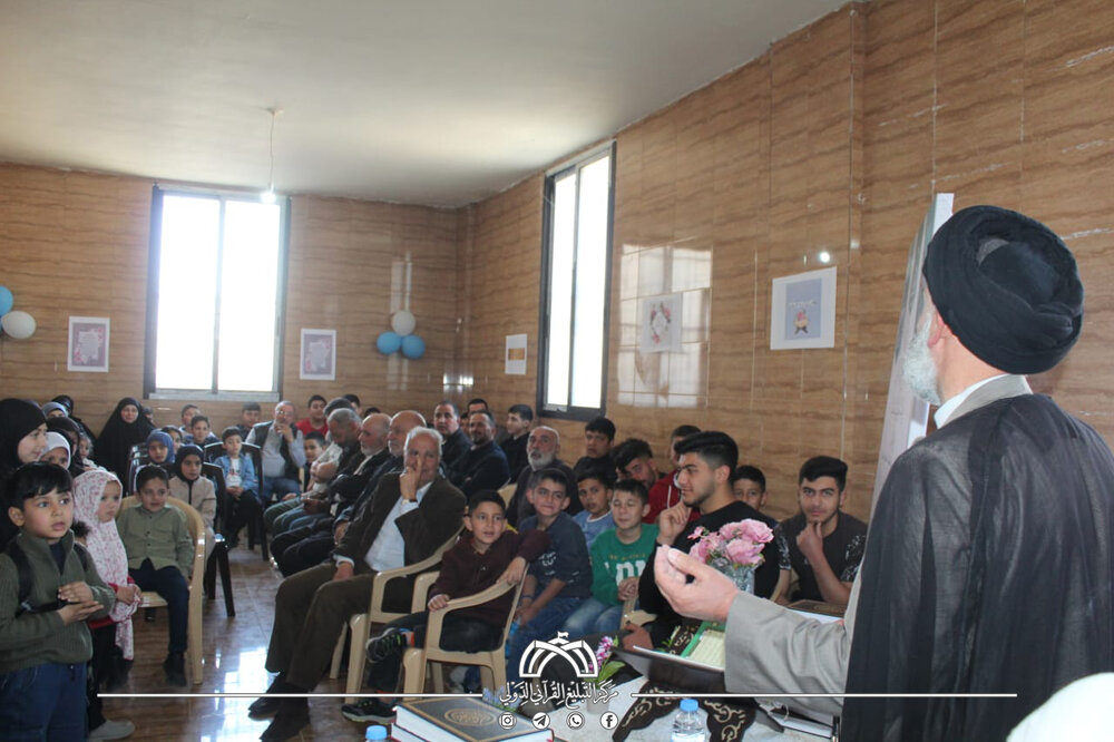 دانشجویان علوم اسلامی جاکارتای اندونزی به زیارت حرم امام حسین علیه السلام مشرف شدند