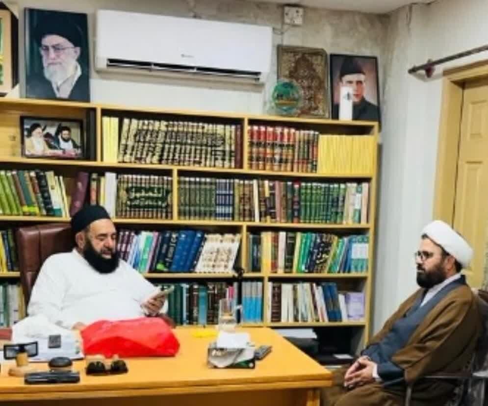 علامہ اشفاق وحیدی کی علامہ سید افتخار نقوی اور گورنر کے۔پی۔کے سے ملاقات / مختلف امور پر باہمی گفتگو