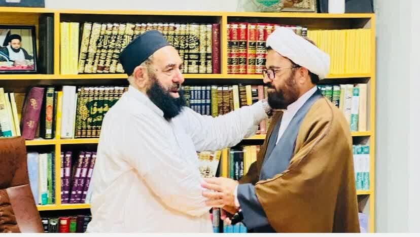 علامہ اشفاق وحیدی کی علامہ سید افتخار نقوی اور گورنر کے۔پی۔کے سے ملاقات / مختلف امور پر باہمی گفتگو