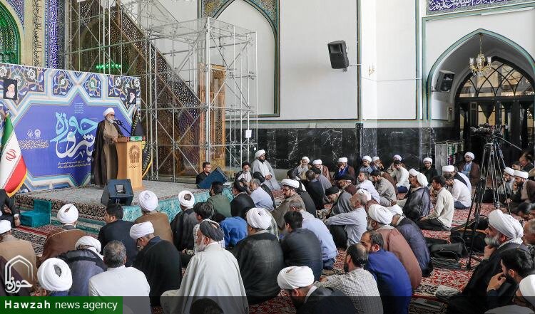 بیانیه راهبردی رهبری، منشور بازتعریف نقش تمدن‌ساز حوزه/ طلاب باید وارثان اصالت و پیشگامی حوزه باشند