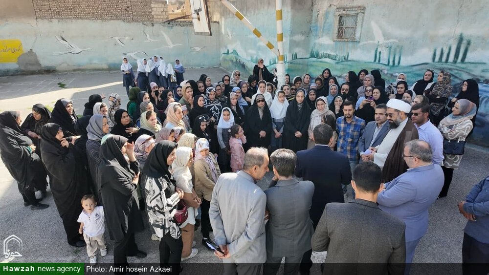 پیگیری مطالبات مردمی به سبک امام جمعه همدان+تصاویر