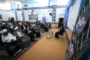 تصاویر/ مراسم بزگداشت نقش علما و روحانیون در فرهنگ بیرجند