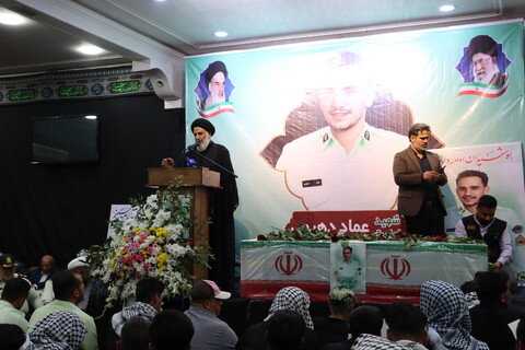 مراسم تشییع و اقامه نماز بر پیکر "شهید عماد دهیمی" در شهرستان کارون