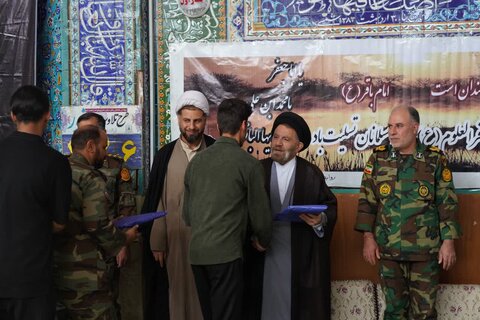 تصاویر مراسم گرامیداشت رحلت امام راحل عظیم الشأن در لشکر ۸۴ پیاده لرستان