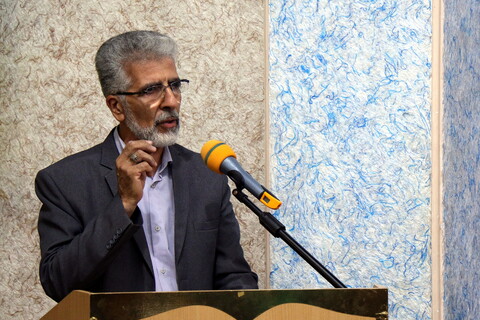 بزم انس شاعران و مداحان آیینی