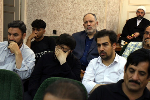 بزم انس شاعران و مداحان آیینی