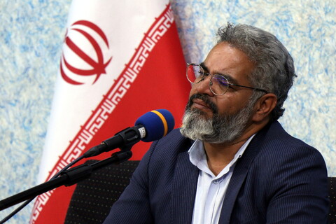 بزم انس شاعران و مداحان آیینی