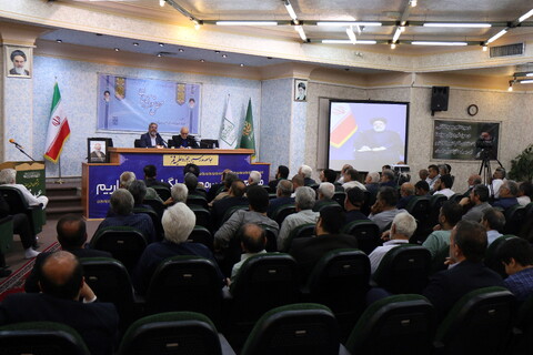 بزم انس شاعران و مداحان آیینی