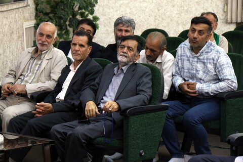 بزم انس شاعران و مداحان آیینی