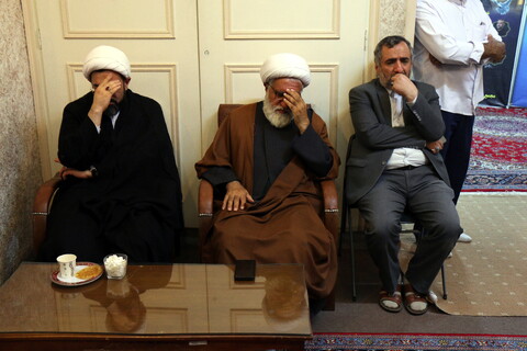 بزم انس شاعران و مداحان آیینی