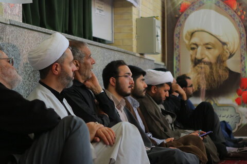 مراسم شهادت امام محمد باقر علیه السلام و رحلت امام خمینی (ره) در حوزه علمیه همدان