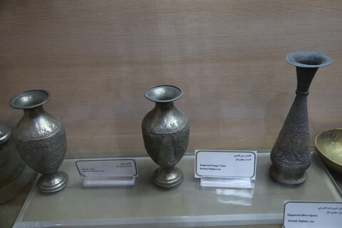 تصاویر| بازدید رئیس اداره موزه‌های میراث فرهنگی فارس از موزه آستان مقدس سیدعلاالدین حسین(ع)