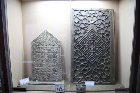 تصاویر| بازدید رئیس اداره موزه‌های میراث فرهنگی فارس از موزه آستان مقدس سیدعلاالدین حسین(ع)