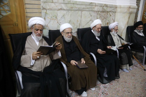 تصاویر / مراسم سالگرد ارتحال امام خمینی (ره) از سوی مقام معظم رهبری در قم