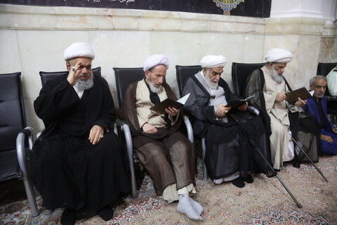 تصاویر / مراسم سالگرد ارتحال امام خمینی (ره) از سوی مقام معظم رهبری در قم