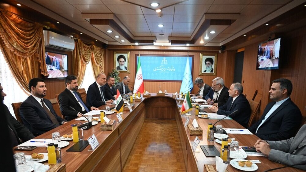 بغداد وطهران توقعان مذكرة تفاهم في مجال حقوق الإنسان بغداد وطهران توقعان مذكرة تفاهم في مجال حقوق الإنسان