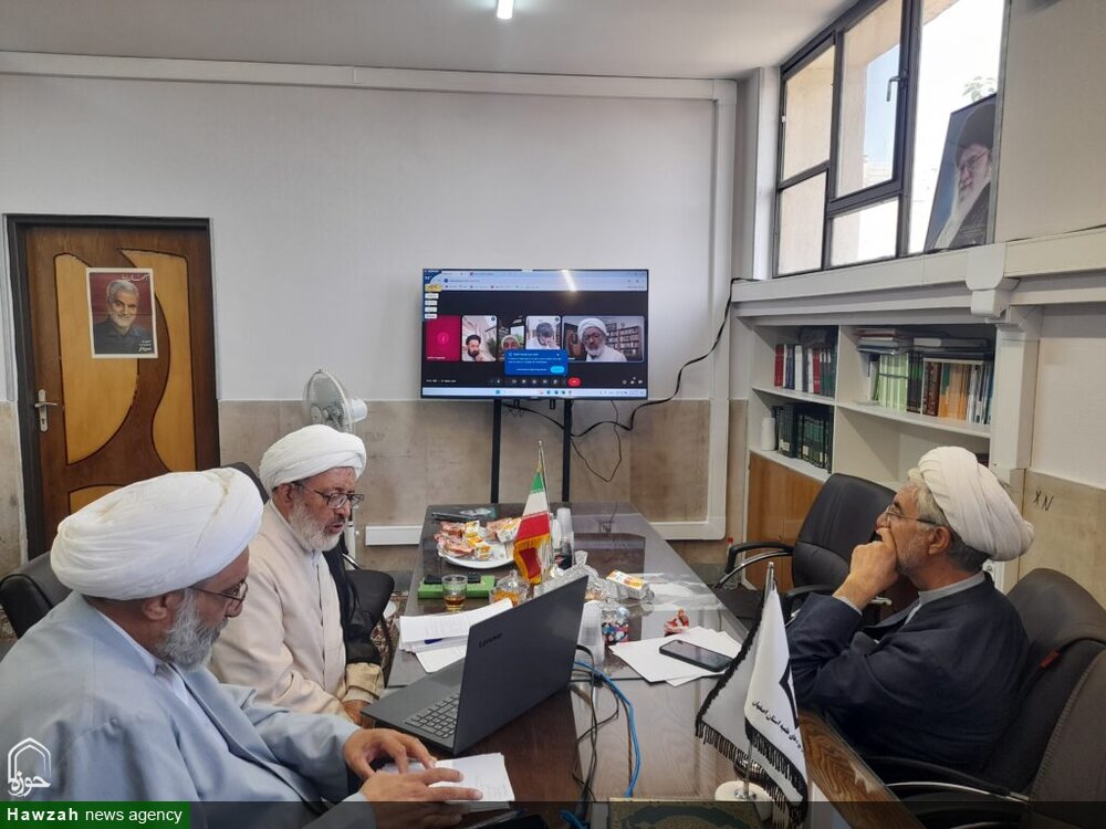 دومین جلسه دبیرخانه حوزه پیشرو و سرآمد در اصفهان برگزار شد+ تصاویر