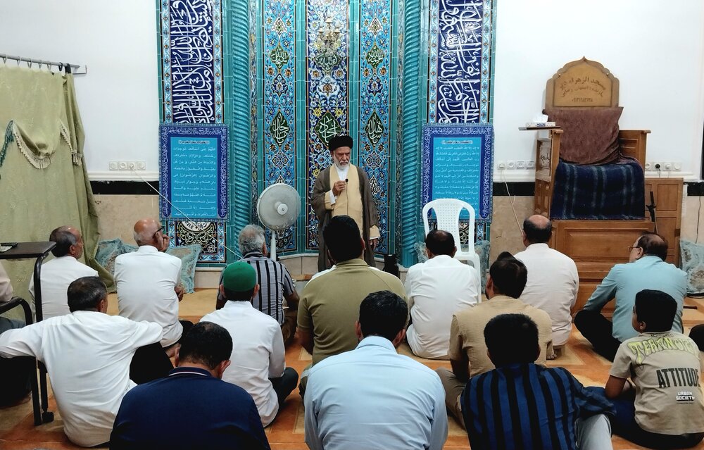 تولی و تبری هویت شیعه است