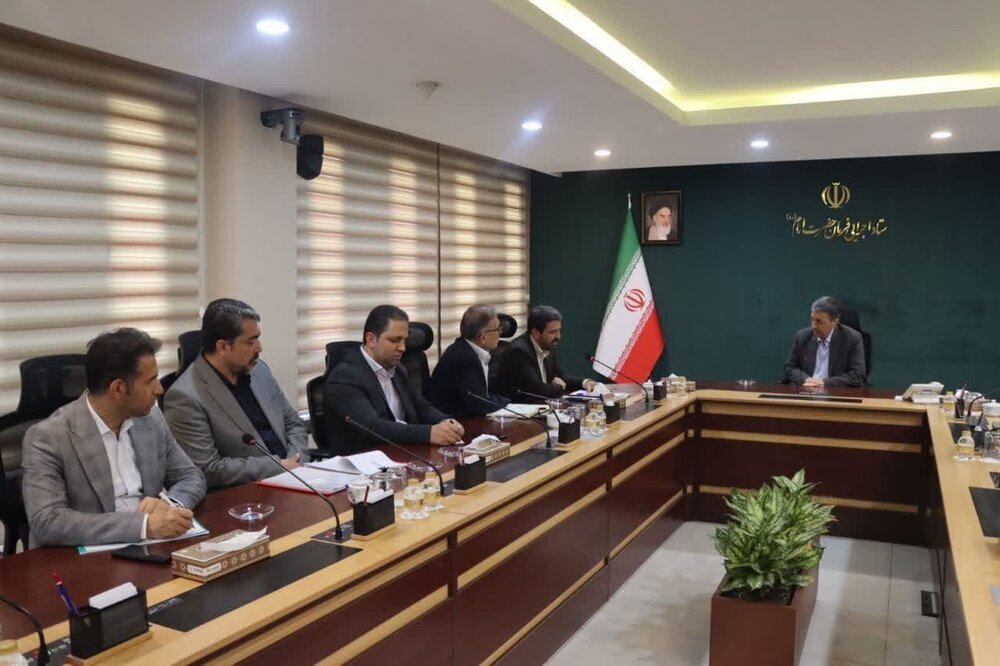 رئیس ستاد اجرایی فرمان امام (ره)،