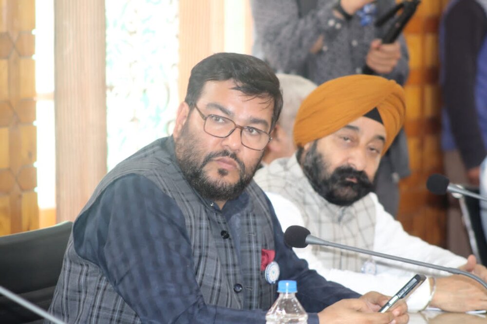 शांति और सद्भाव को बढ़ावा देने में सभी धर्मों के अनुयायियों की भूमिका नागुरीज़, मुक़र्रेरीन