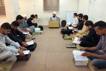 فراخوان پذیرش طلبه در مؤسسه آموزش عالی حوزوی ائمه اطهار(ع)
