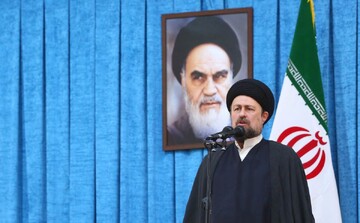 انقلاب ما مردمی ترین انقلاب در طول تاریخ بوده است/ دشمنان قصد دارند دل‌های نسل جوان را از امام (ره) جدا کنند
