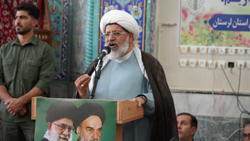 ملت ایران در سایه انقلاب اسلامی آزادانه از ولایت و مقاومت دفاع می‌کنند