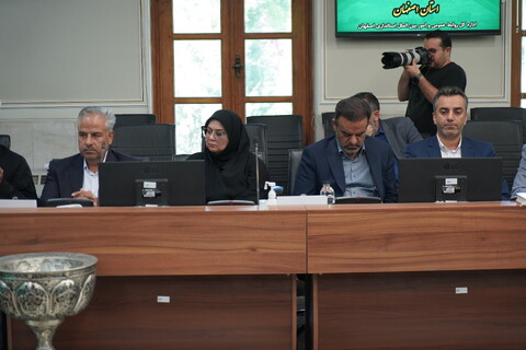 تصاویر / نشست شورای ترویج و توسعه فرهنگ ایثار و شهادت استان اصفهان